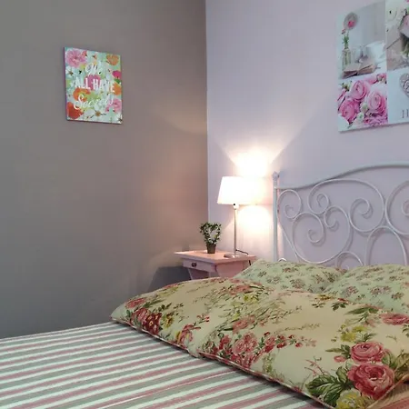 Le Logis De La Poupeliere Bed & Breakfast 3*